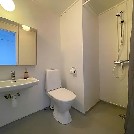 Borg Sommerhotell מלון Spjelkavik
